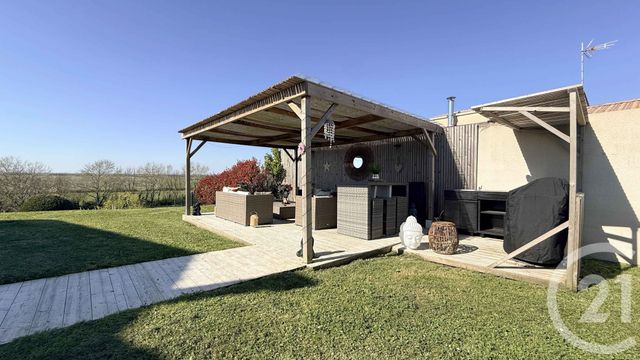 Maison &agrave; vendre - 7 pi&egrave;ces - 134 m2 - St Michel En L Herm - 85 - PAYS-DE-LOIRE