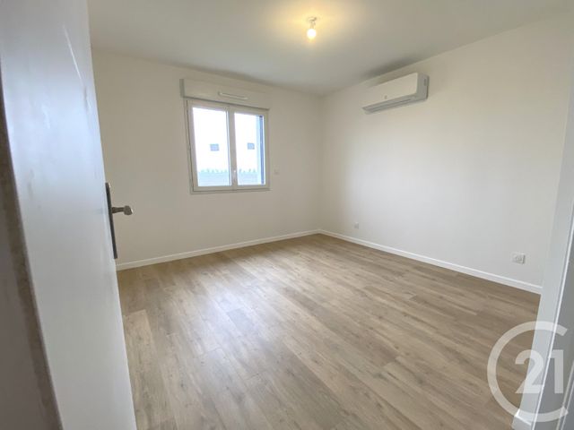 Maison à louer - 6 pièces - 129,08 m2 - St Benoist Sur Mer - 85 - PAYS-DE-LOIRE