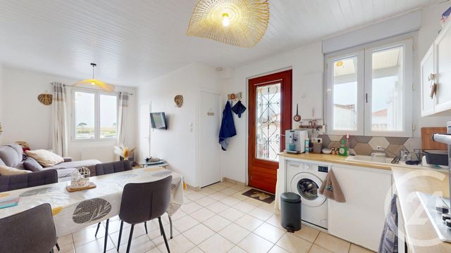 Appartement T3 &agrave; vendre - 3 pi&egrave;ces - 36,64 m2 - La Tranche Sur Mer - 85 - PAYS-DE-LOIRE