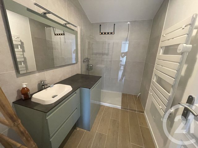 Maison à louer - 3 pièces - 63 m2 - St Michel En L Herm - 85 - PAYS-DE-LOIRE