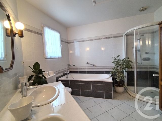 Maison à vendre - 7 pièces - 162,57 m2 - La Tranche Sur Mer - 85 - PAYS-DE-LOIRE