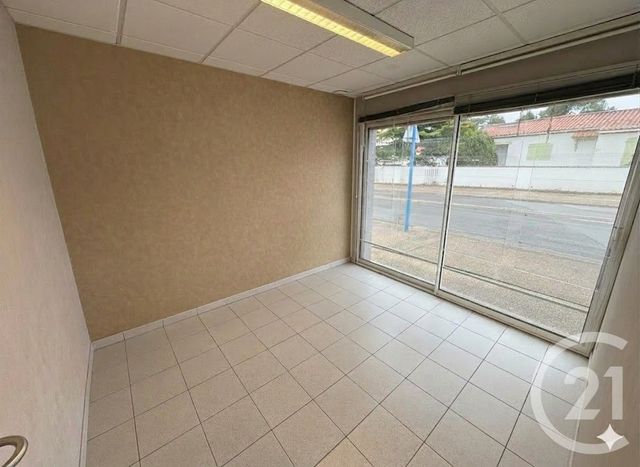 Commerce &agrave; louer - 123,51 m2 - 85 - PAYS-DE-LOIRE