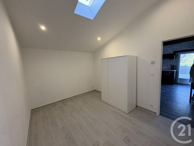 Maison &agrave; louer - 3 pi&egrave;ces - 63 m2 - St Benoist Sur Mer - 85 - PAYS-DE-LOIRE