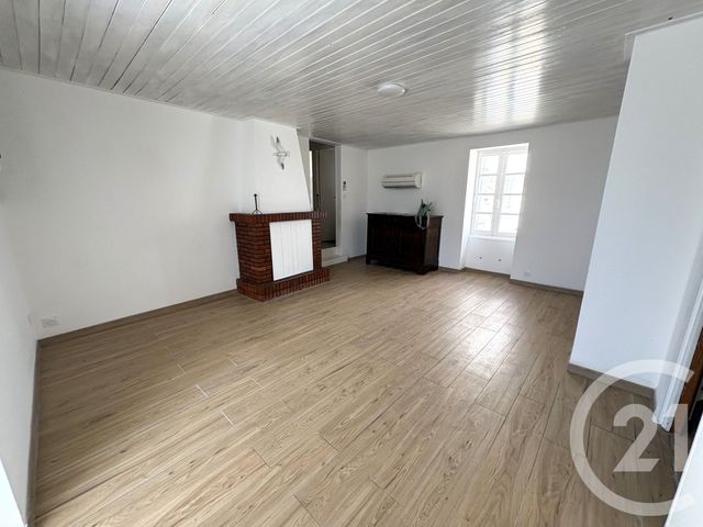 Maison &agrave; louer - 3 pi&egrave;ces - 72 m2 - La Tranche Sur Mer - 85 - PAYS-DE-LOIRE