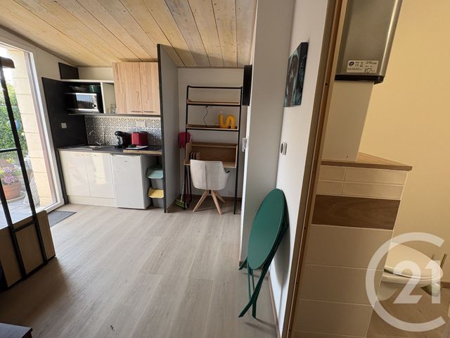 Maison &agrave; louer - 1 pi&egrave;ce - 13,89 m2 - La Jonchere - 85 - PAYS-DE-LOIRE