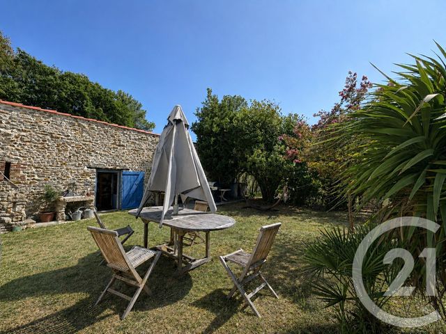 Maison &agrave; vendre - 8 pi&egrave;ces - 94,35 m2 - Le Bernard - 85 - PAYS-DE-LOIRE